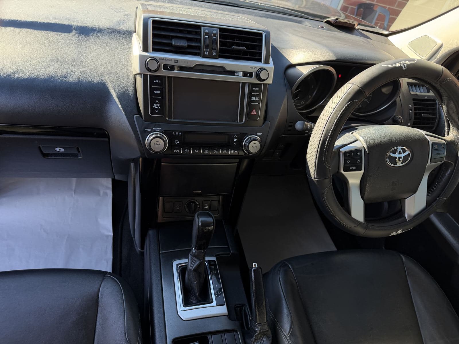 Prado console and dash after detail